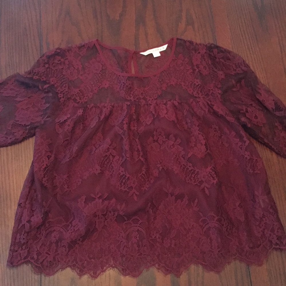 Hippie Laundry maroon top
